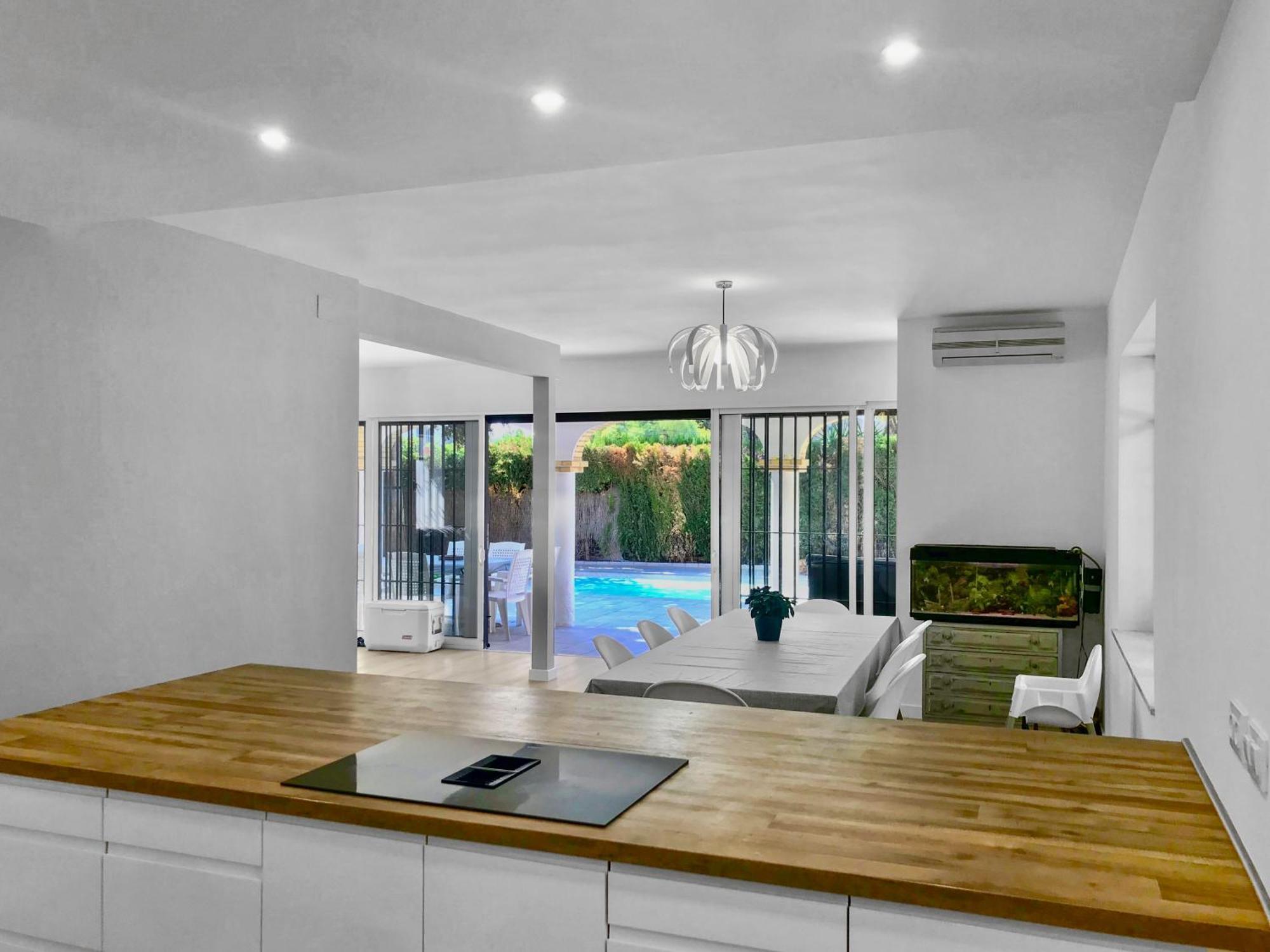 Villa Alamos Jerez I Piscina Salada Climatizada I Bbq I Jardines I 850M2 Jerez de la Frontera Exterior foto