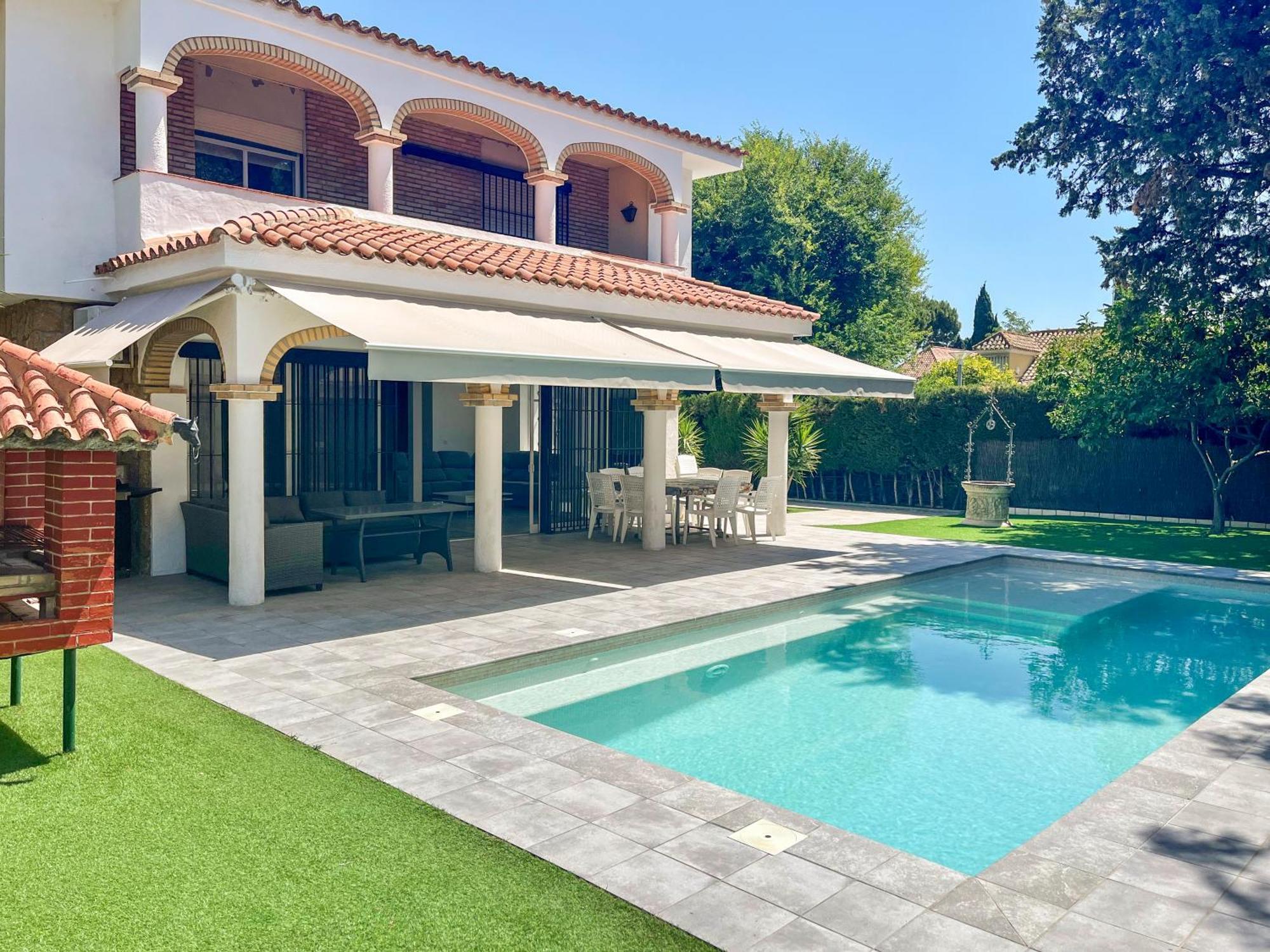Villa Alamos Jerez I Piscina Salada Climatizada I Bbq I Jardines I 850M2 Jerez de la Frontera Exterior foto