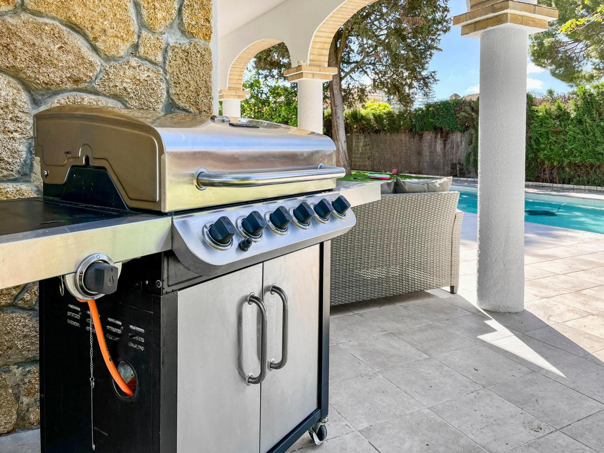 Villa Alamos Jerez I Piscina Salada Climatizada I Bbq I Jardines I 850M2 Jerez de la Frontera Exterior foto